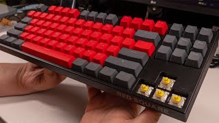 🔥 КОРОЛЬ бюджетных клавиатур в России - обзор Red Square Keyrox Classic TKL