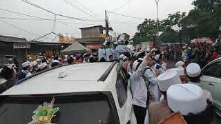 PENYAMBUTAN KEDATANGAN HABIB RIZIEQ SYIHAB SHOLAWAT MENGGEMA SALAM PERBEDAAN