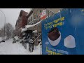 Caminando por el barrio judio en Williamsburg en plena nevada en Nueva York (Febrero 2021)