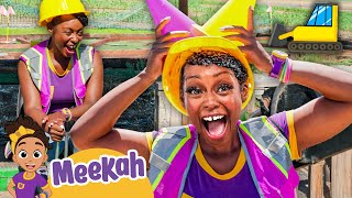 meekah builder uses mini excavator