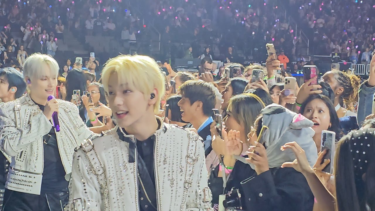 TXT - LO$ER=LO♡ER (WORLD TOUR ACT : TOMORROW in San Jose)