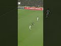 عندما نسي حفيظ دراجي انه يعلق صلوا على النبي     
