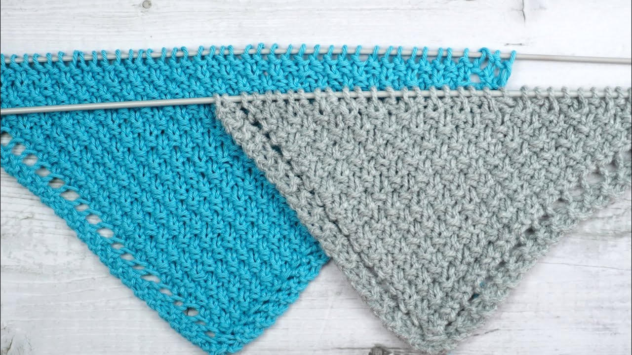 CHAL TRIANGULAR REVERSIBLE EN PUNTO DE ARROZ DOBLE