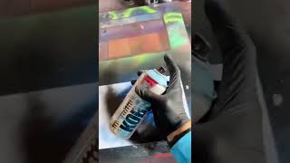 HOW TO PAINT A PLANET WITH RINGS #spraypaint #art #tutorial #planet #saturn #howto #shorts