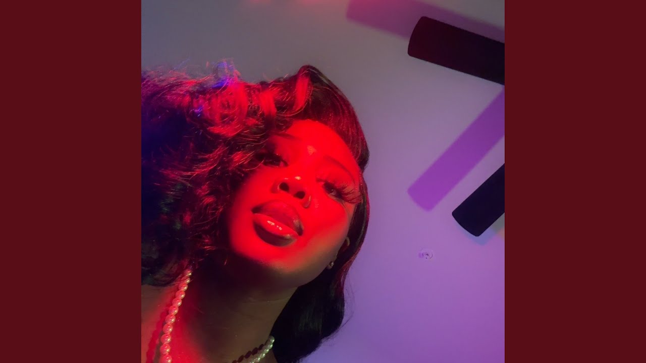 Guarda GOODLUCK su YouTube Guarda GOODLUCK su YouTube