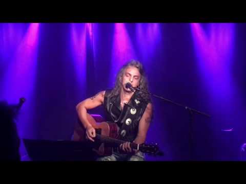 George Gakis Live