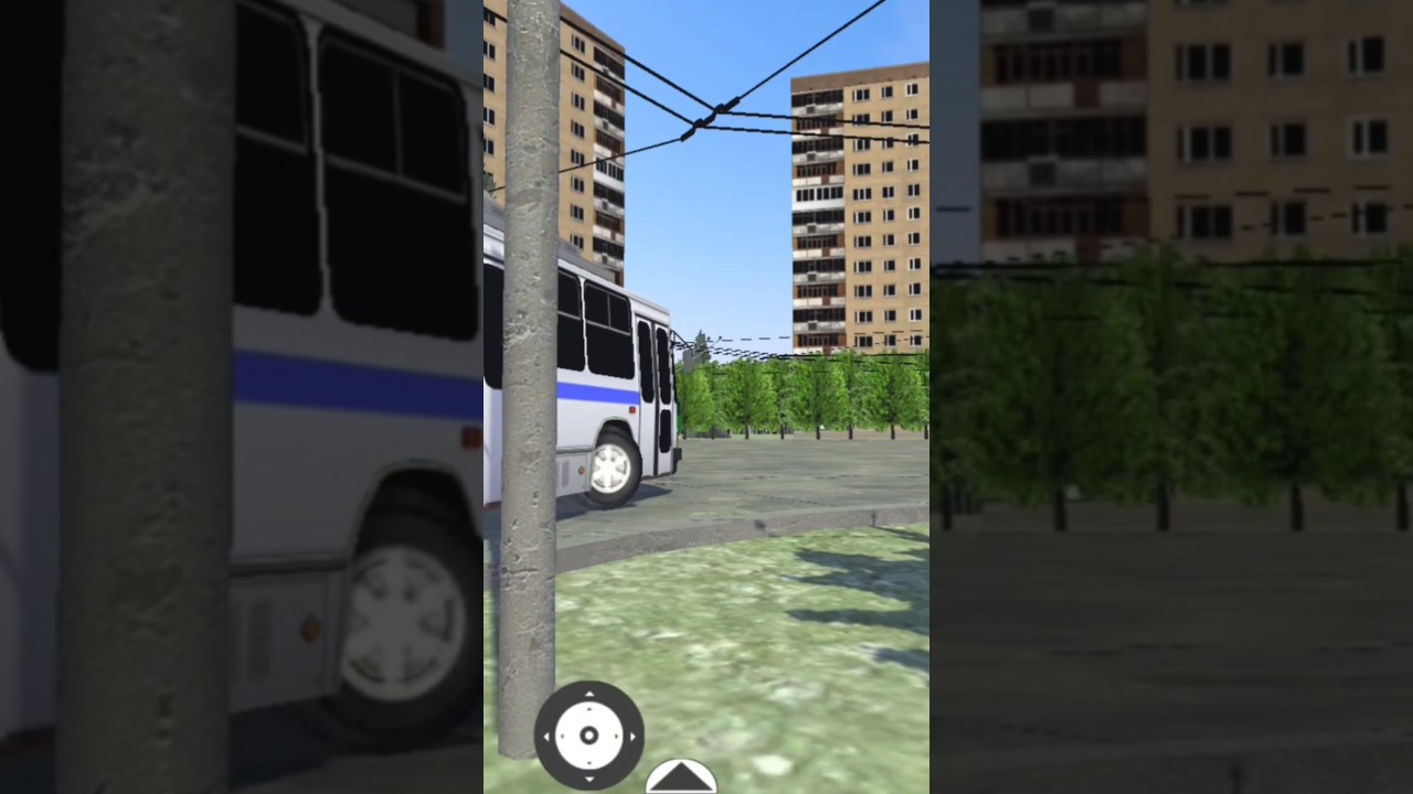 3 разных троллейбуса 