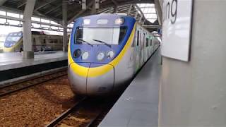 2317次EMU800型(EMU865-866,喔雄彩繪車)區間車離開屏東站