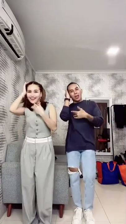 VIRALL AYU TING TING.. DANCE DJ POK AME AME