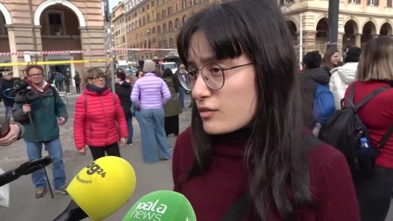 8 marzo, le voci dal corteo di Roma: 