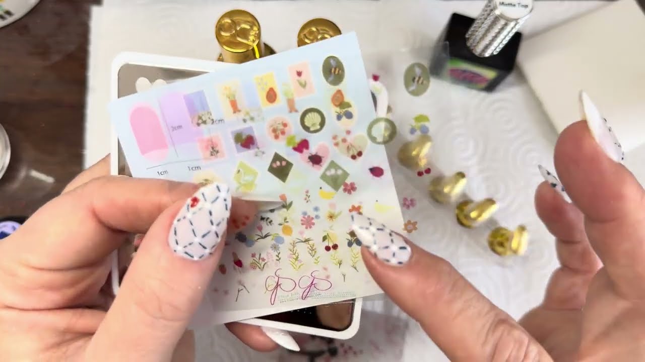 Давайте создадим дизайн ногтей — Воскресные наборы 