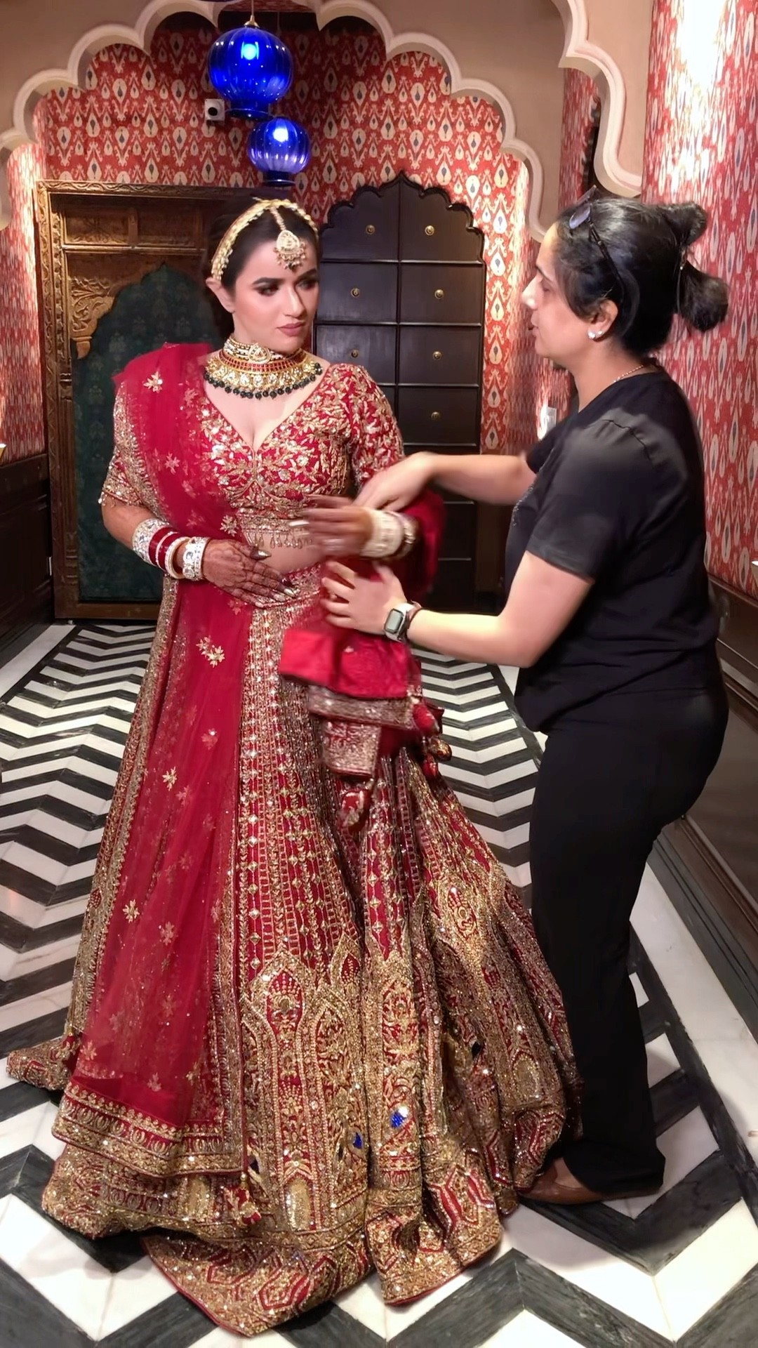 My gorgeous Bride in making .. ❤️ #parulgargmakeup