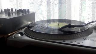 Jethro Tull - Wind Up ( Chrysalis ).