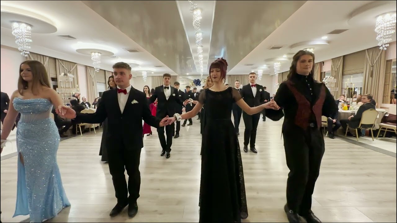 Studniówkę czas zacząć! Tak bawi się „Budowlanka”