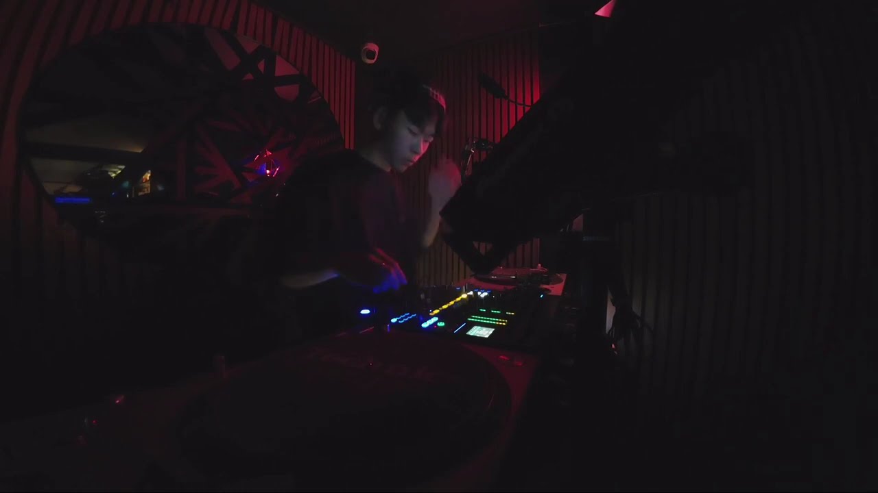 Maximum Groove 003