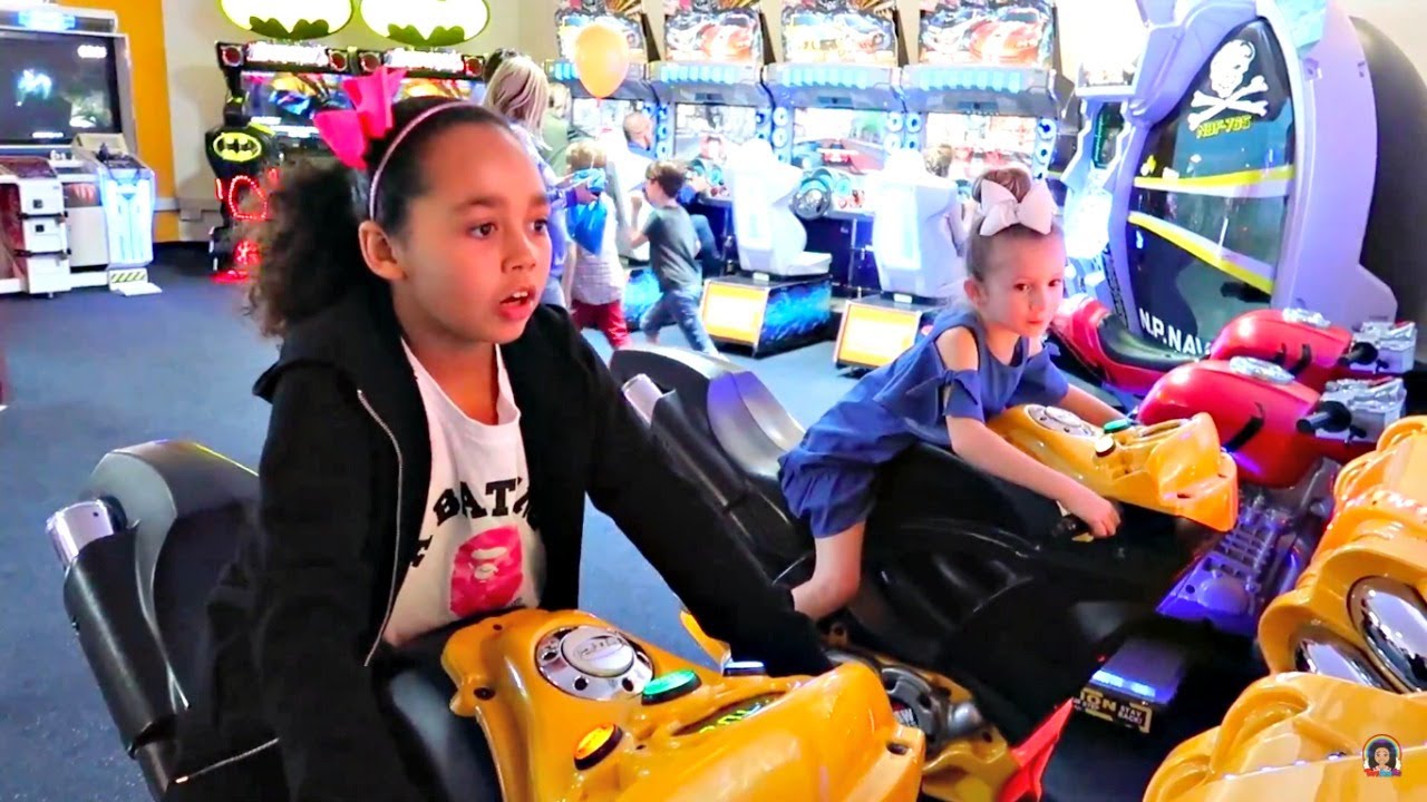 Kids Arcade Games! Basketball - Air Hockey - Arcade Machines