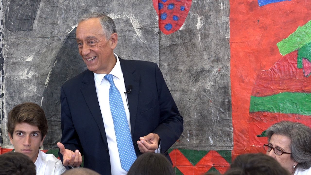 Aula-debate com alunos do ensino secundário sobre Mário Soares e a Democracia