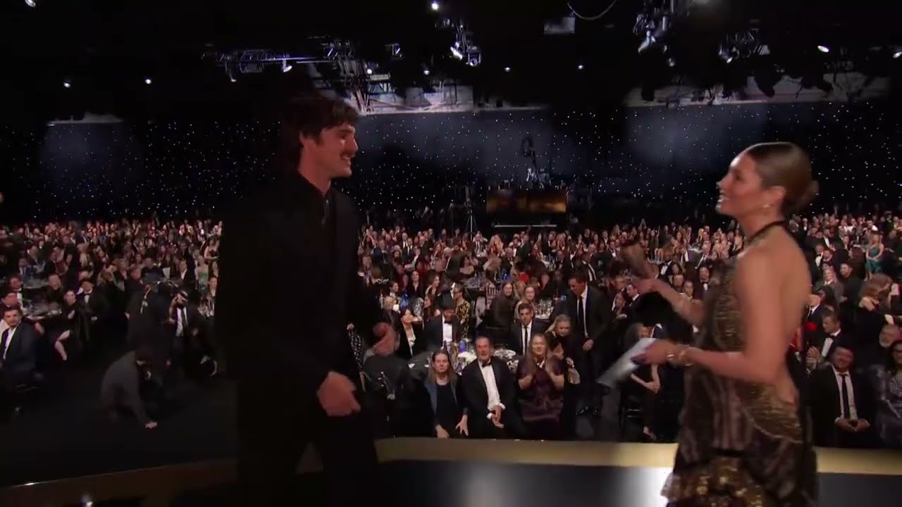 Jacob Elordi WINS Best Supporting Actor for "Frankenstein"