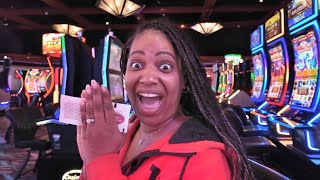My Wife Cant Believe I Won This Huge On The 1st Slot I Played!!