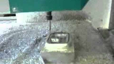 Nouvelle gamme de fraiseuses: 8 modèles à structure mécano-soudée (Charlyrobot)