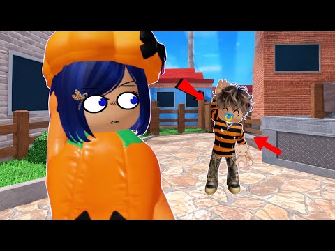 I PLAYED MM2 WITH MY LITTLE BROTHER!! 👶