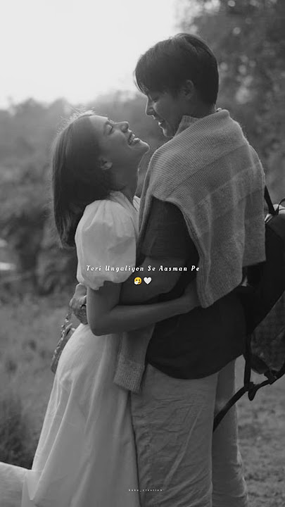 | Teri Ungliyon Se Aasmaan Pe 🤧💗|Pal Pal Dil Ke Pas|Whatsapp status🙈|Love status💘|#shorts #lyrics