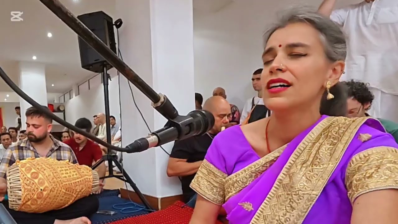 Hare Krishna kirtan || Hare krishna Temple Lisbon || Singer Eeshani Lasya