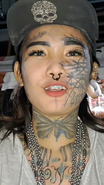 mondy tatto yg viral lihatin perutnya yg hamil nih..!!