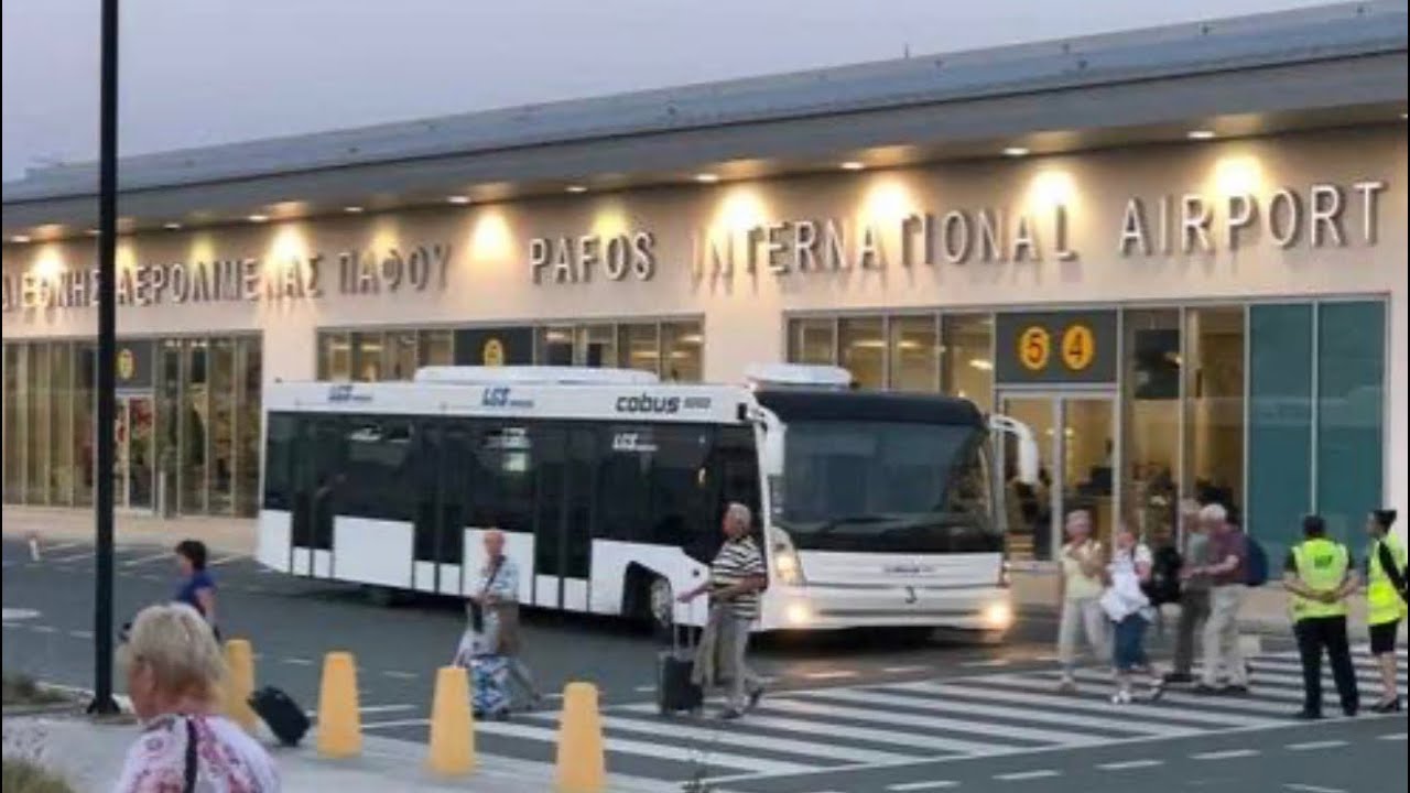 Иран атакует базу Англии на Кипре аэропорт закрыт Пугачева не может вылететь 