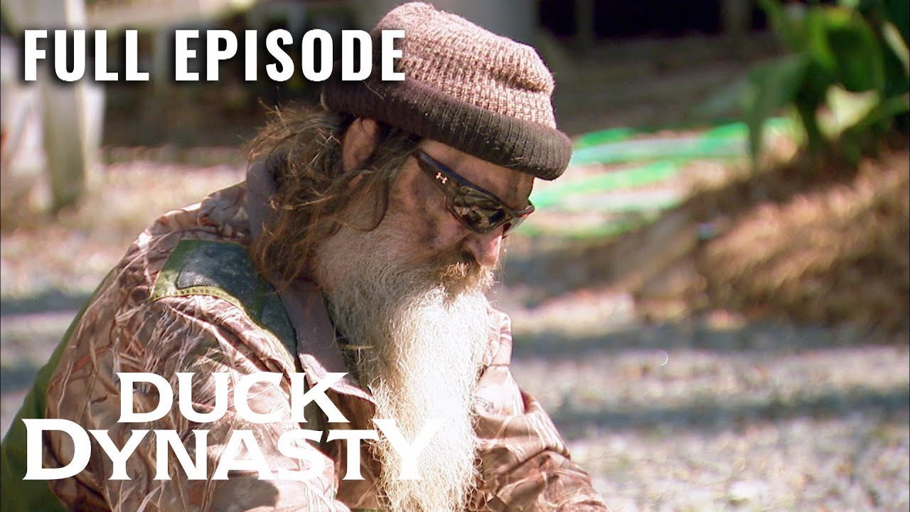 Download Duck Dynasty: Stand By Mia - Full Episode (Season 5, Episode 10) | Duck Dynasty