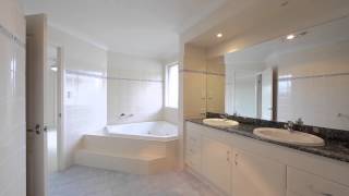 4 Braemer Court  Benowa 4217 QLD by Robert Graham