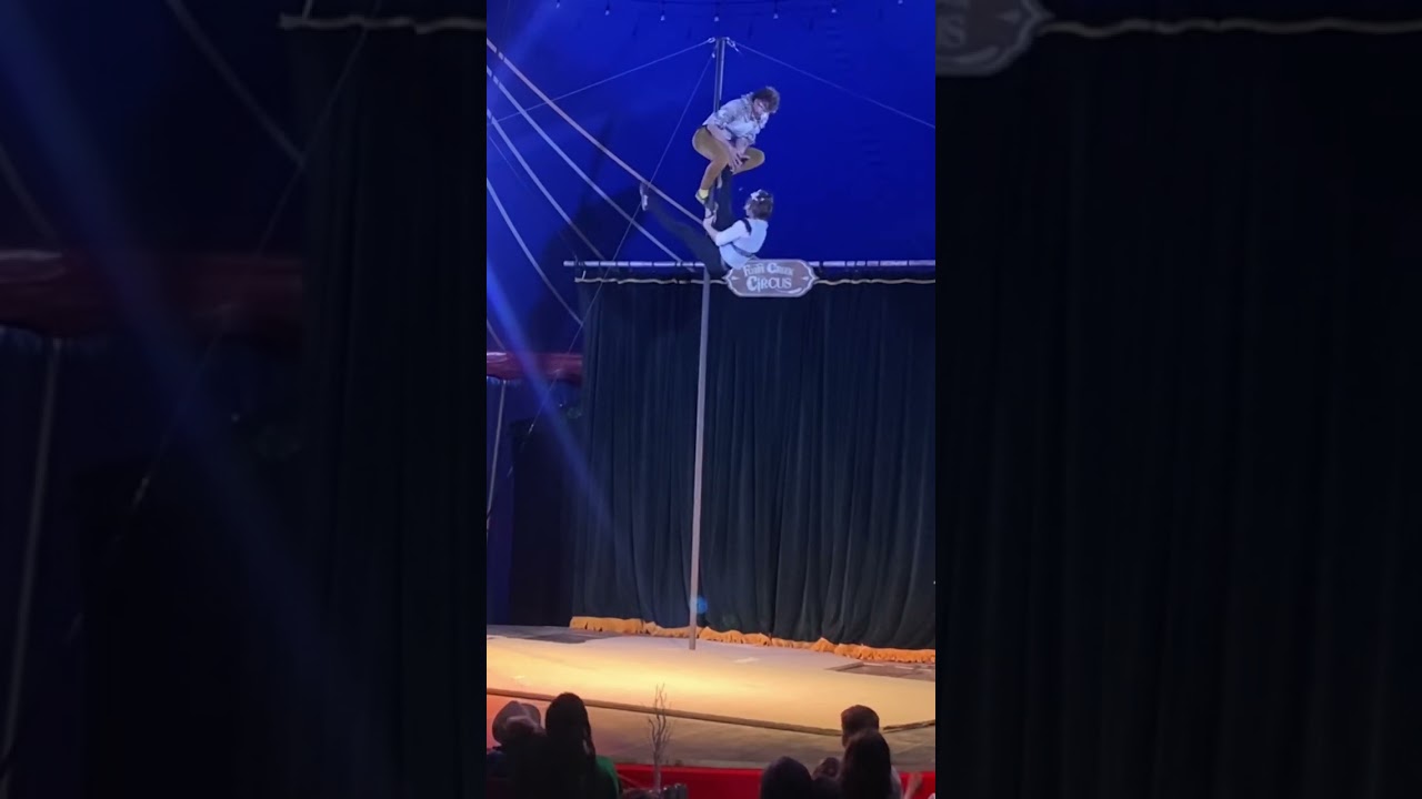 Chinese Pole Duo Trick 