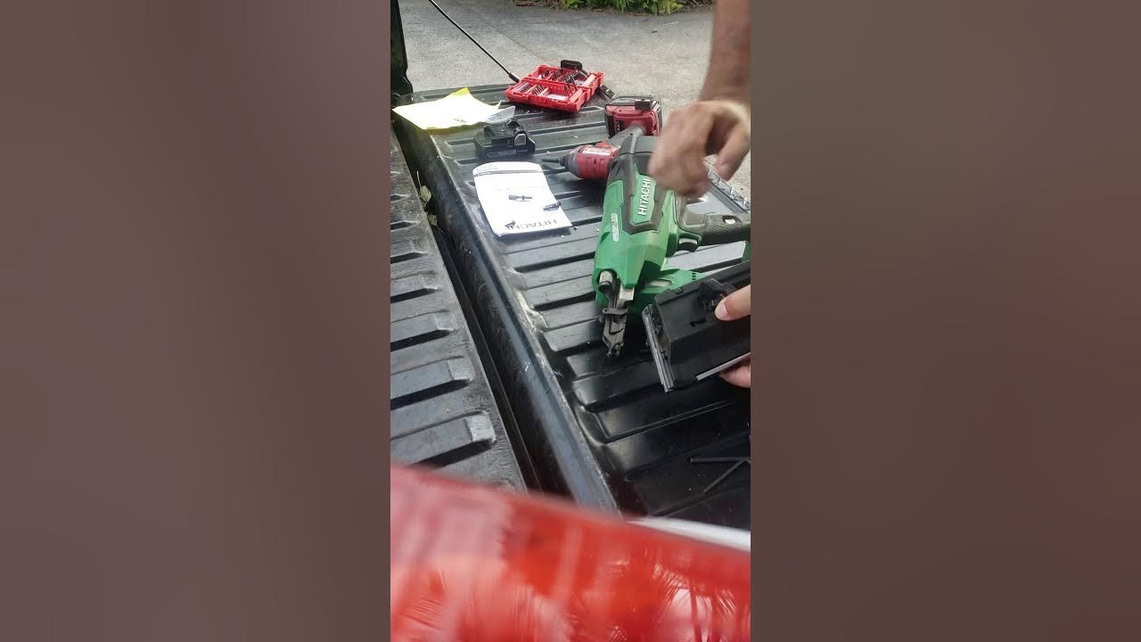 How to unjam a Hitachi battery framing nailer. YouTube