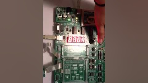 Semáforo. PIC16F887