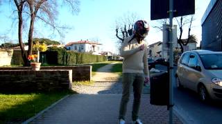 Harlem Shake On Bus Stop | By GrazieInAnticipo