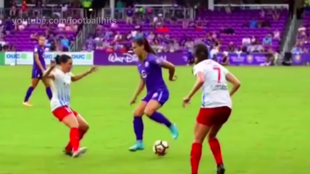 FOOTBALL FUNNY VIDEOS 82 WOMEN SOCCER GIRLS FAILS COMIC MOMENTS VINES
