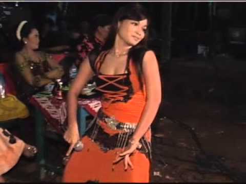 Dangdut Goyang Atin Aduh - Cinta SMA HOT