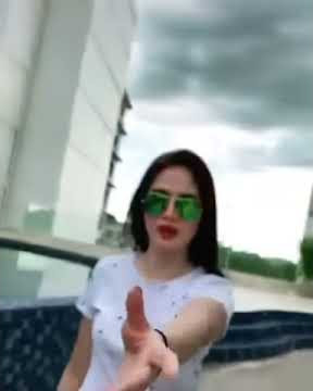 Story wa goyang santai