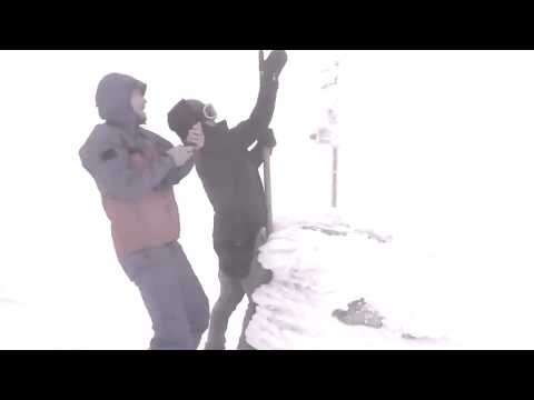 Еще октябрь не закончился, а на Закарпатье уже полно снега!