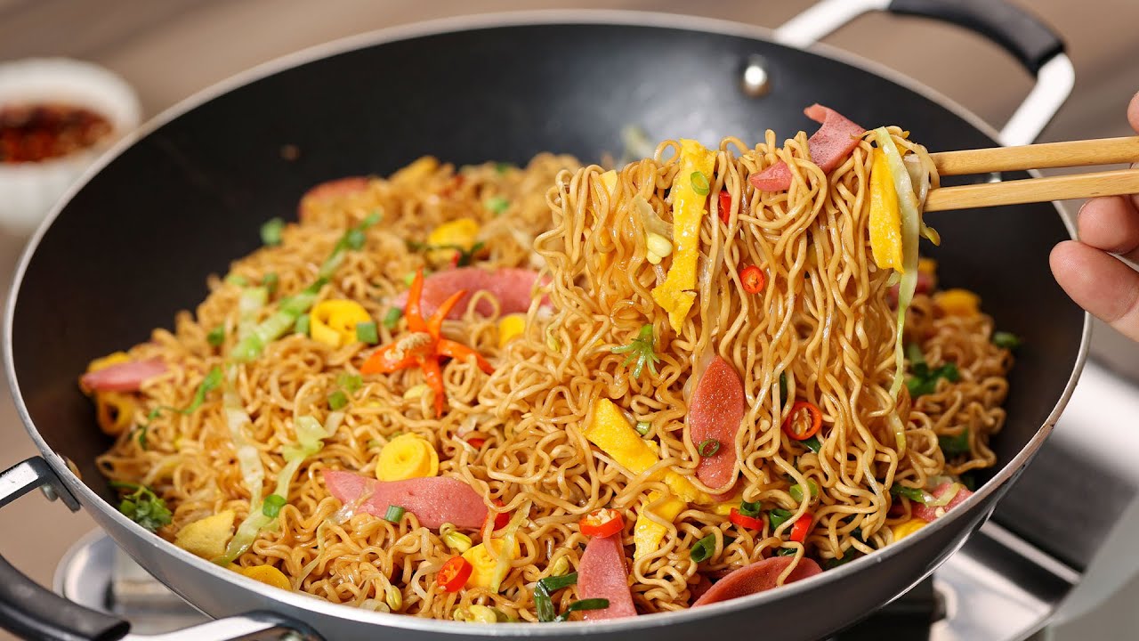 Cách này hay lắm! Mì xào dai ngon mà không cần trụng nước sôi