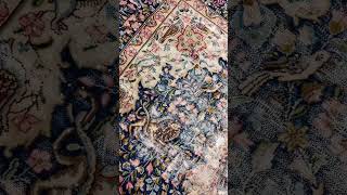 172680-283x178cm | A vintage Kerman rug.