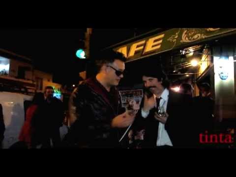 El Chino y Dipi leen "Tinta Roja"