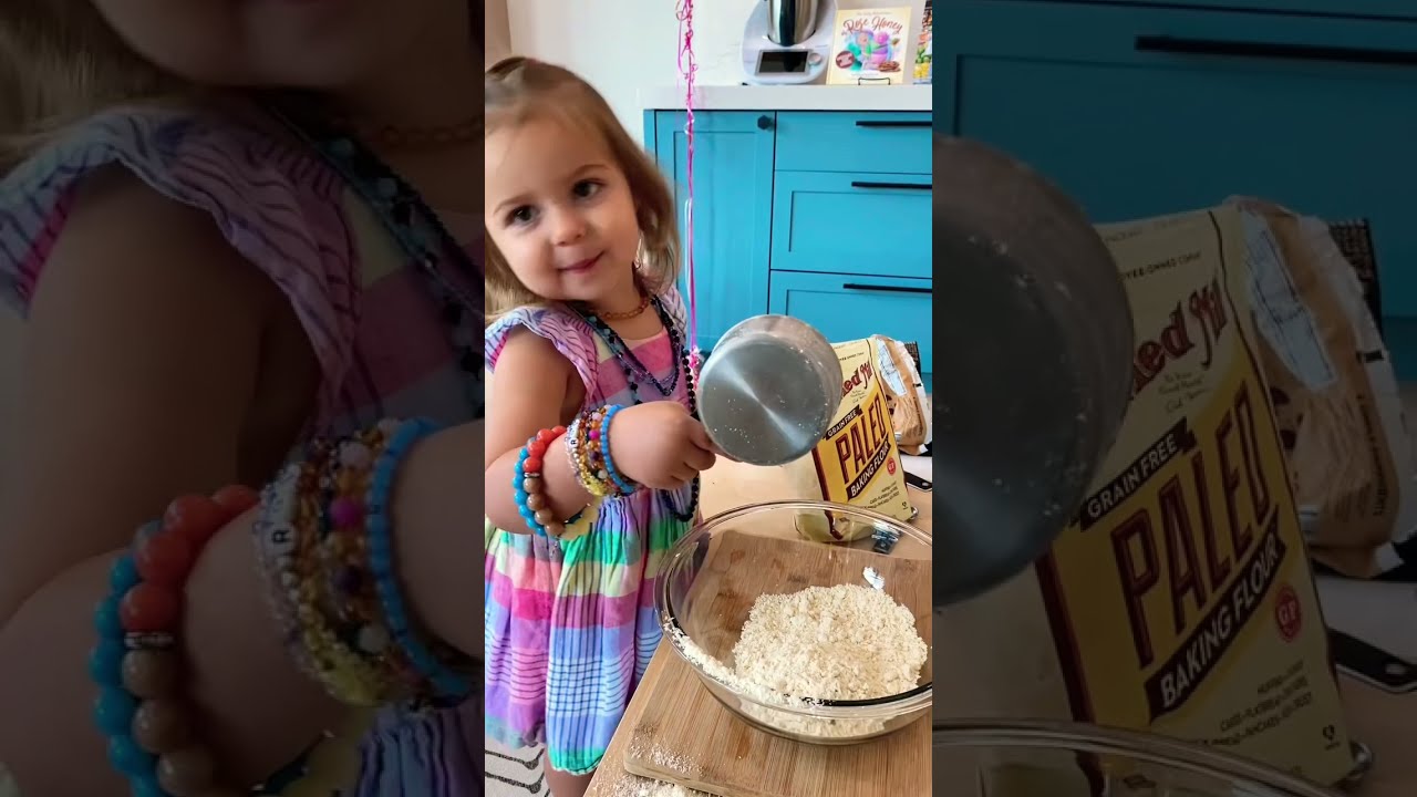 Rose Makes Chocolate Chip Muffins Shorts