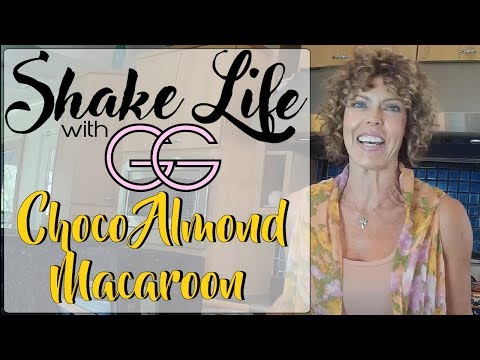 How to make: Chocolate Almond Macaroon Shake