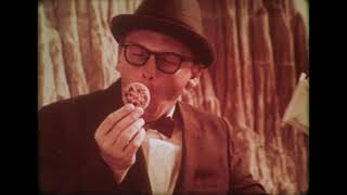 Chips Ahoy Cookies - Cookie Man vs. the Moonster - 1960's Nabisco Commercial