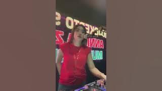 DJ ELIND ON THE MIX HAPPY NEW YEAR TO KLUARGA BESAR DUK MYUNG live in Club Stadium Surabaya