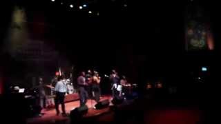 Walkin' in Rhythm - The Blackbyrds