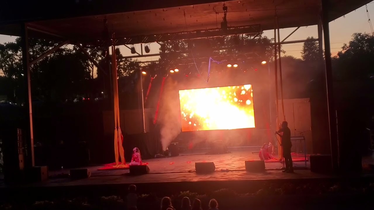 Femmes du Feu Creations performance - Welland Canada Summer Games