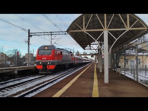 ЭП2К-406 с пассажирским