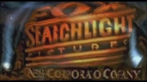 Fox Searchlight Pictures Logo in Content Aware Scale